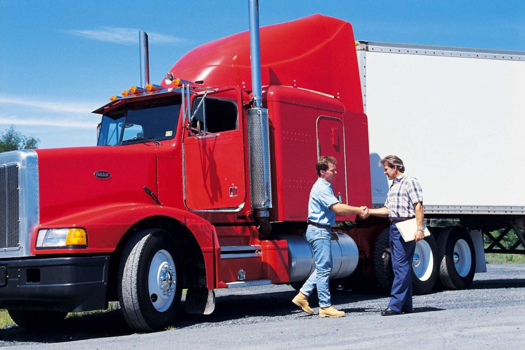 Women Find It Easier To Enter The Trucking Industry With Useful Tips from Experts