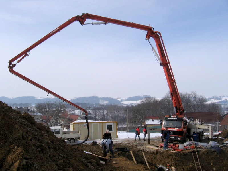 Factors To Consider Before Buying Used Concrete Pumps
