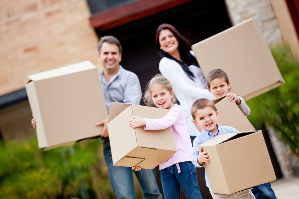 6 Never-miss Tips While Moving With Kids