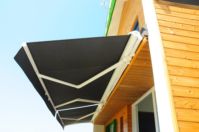 How To Find The Best Awnings For Patio and Deck?